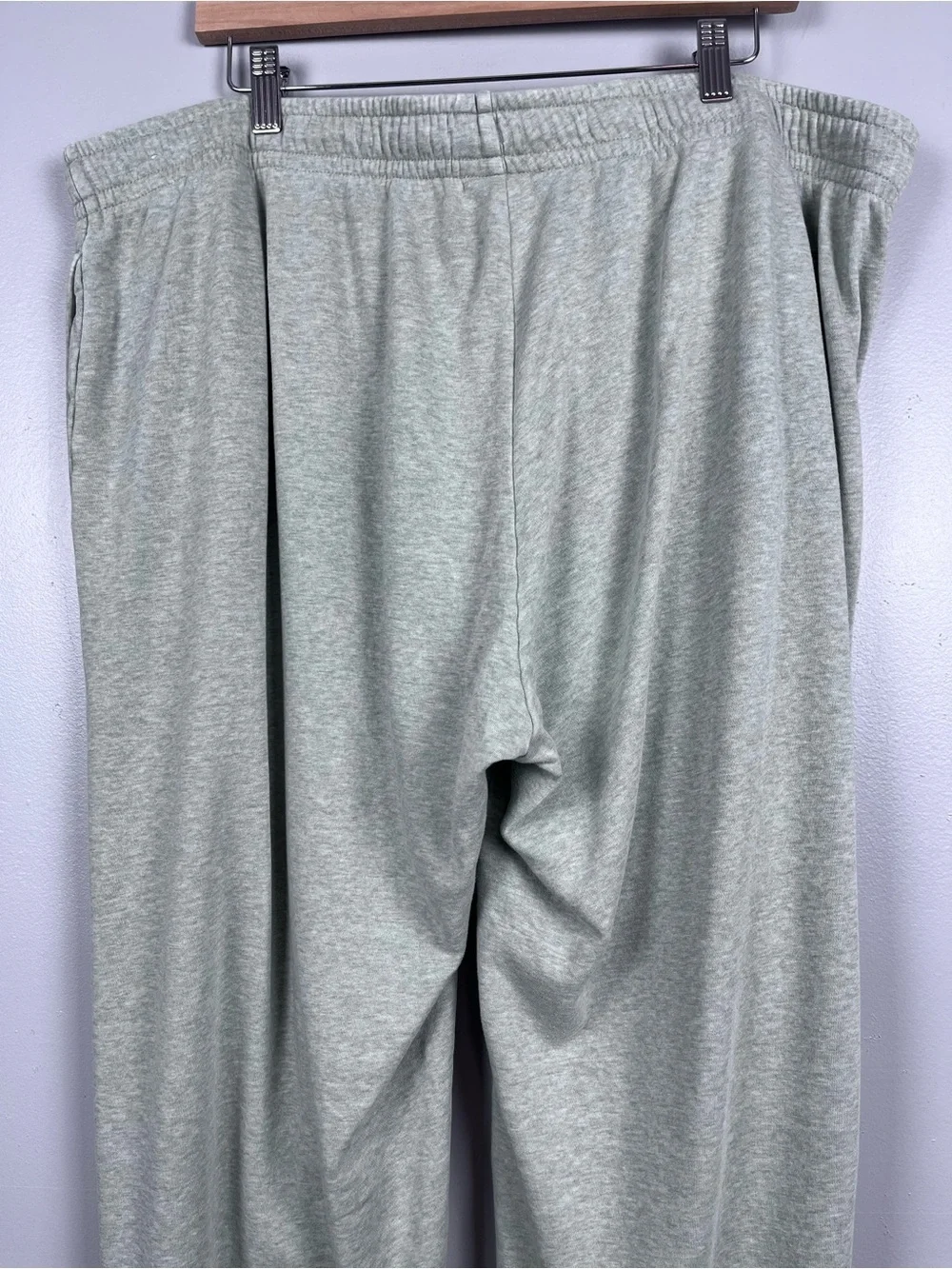 Nike Women's NSW Green Loose FIt Club Fleece Elastic Waist Joggers Size XXL